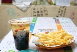 中山街吃瓜,热闹非凡的吃瓜盛地，品味人间烟火气