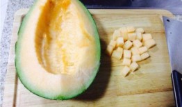 板粟能和哈密瓜一起吃吗,健康美味两不误