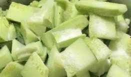 胶瓜凉拌怎么吃,夏日清爽美食新体验
